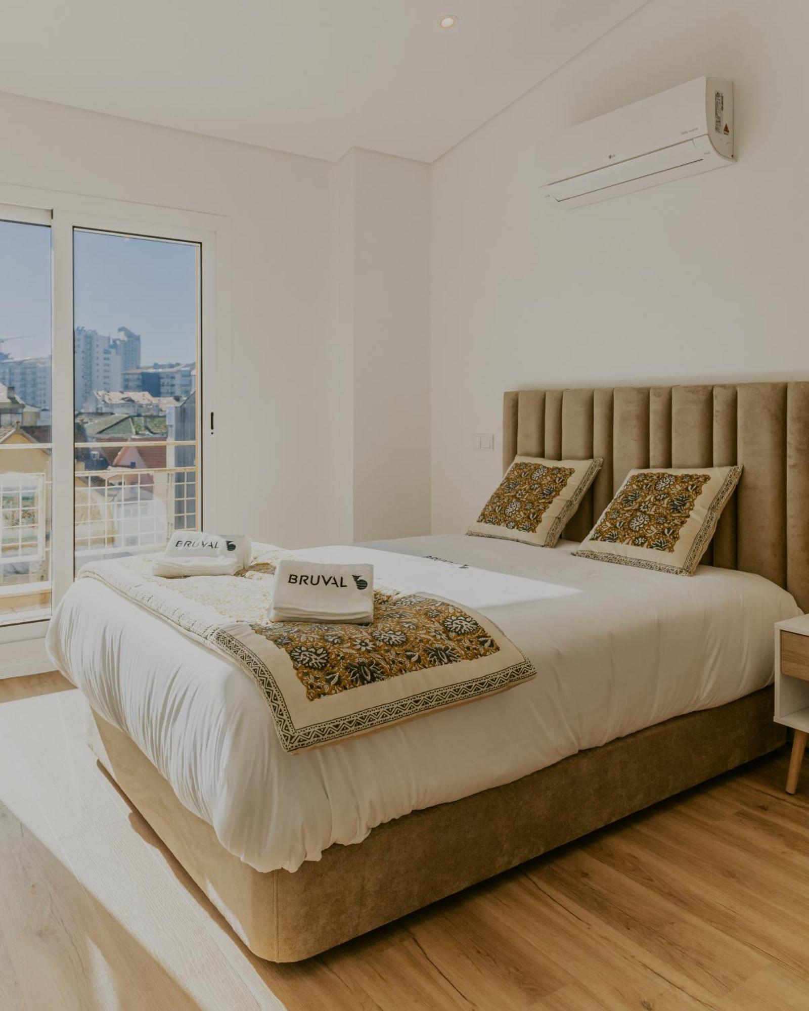 Bruval Premium Apartments - Gaia 빌라노바데가이아 외부 사진