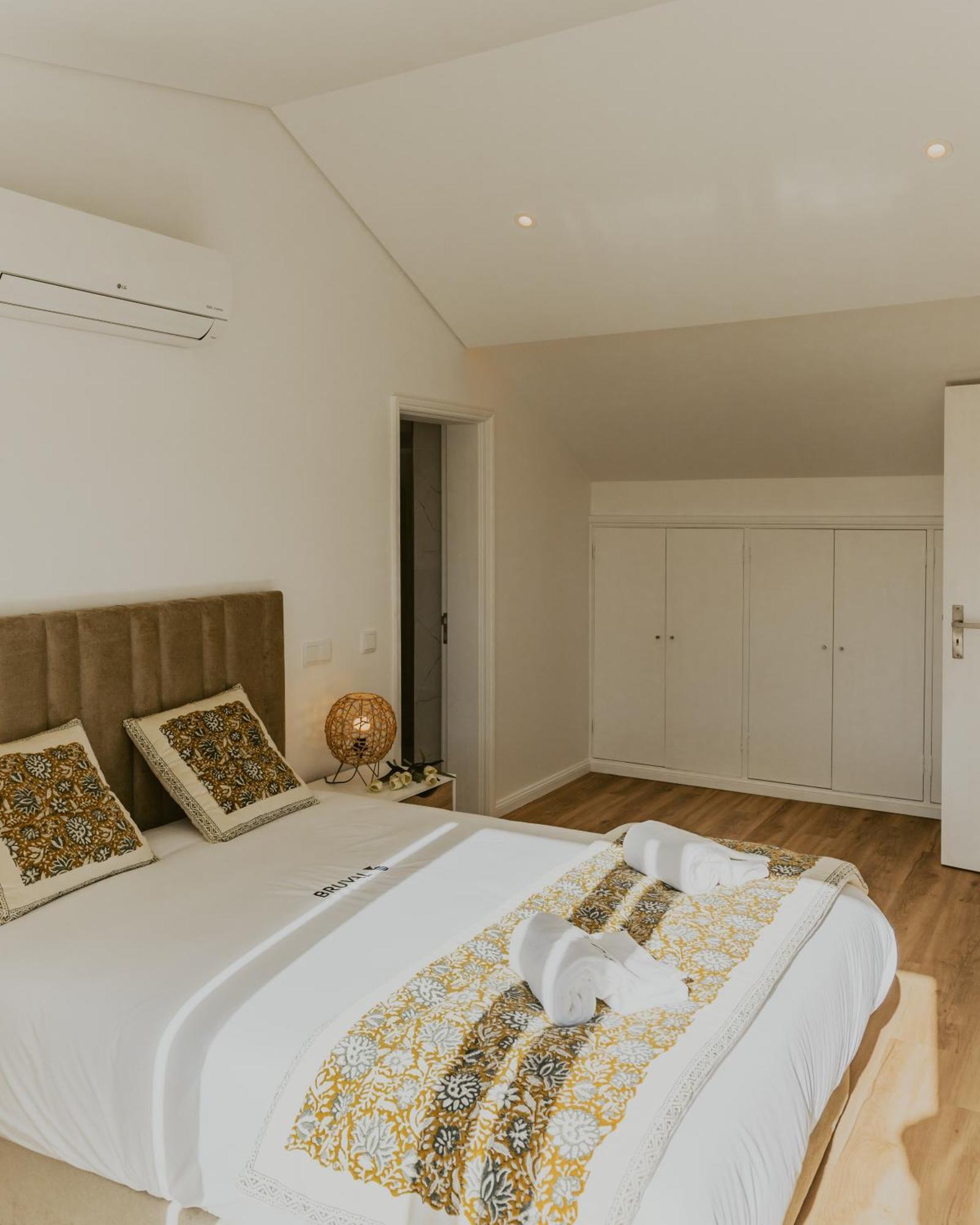 Bruval Premium Apartments - Gaia 빌라노바데가이아 외부 사진